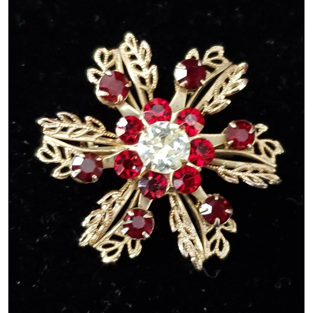 Vtg Unsigned Floral Metal Brooch/Pin, Rhinestone, Red Stones Gold Colored Leaves